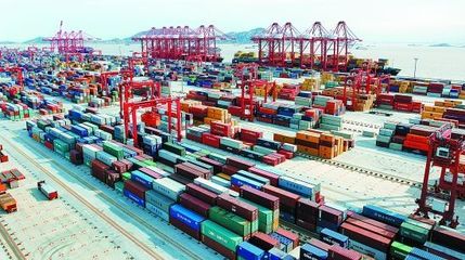 海關(guān)總署:前4個月進出口9.07萬億元 4月出口增長8.2%